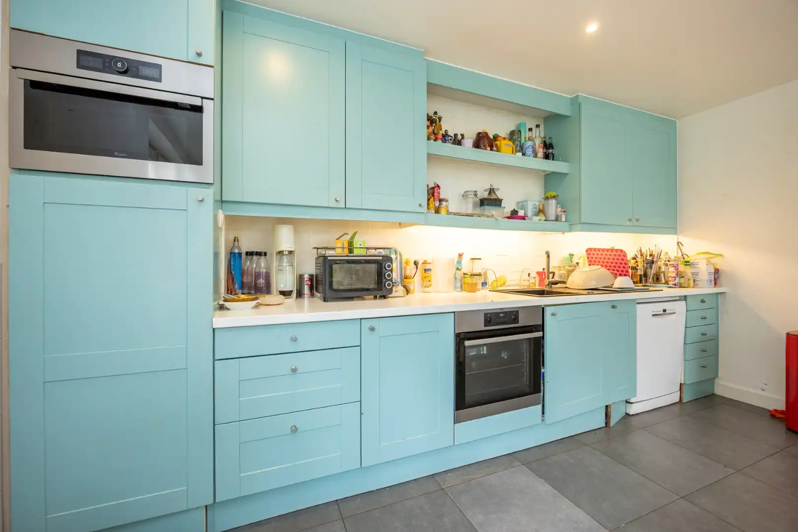 Zeer ruime woning (8 slpk + 8 badkamers) op een perceel van ca. 1.522 m² te Wijnegem/grens Schilde foto 19