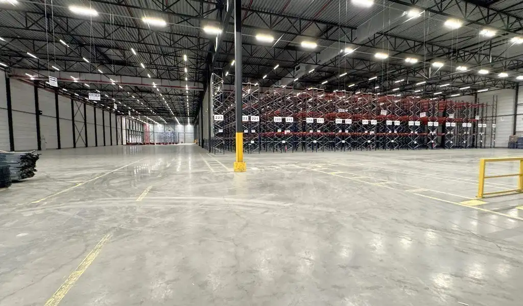 Loods met kantoren te huur in Kersdonk Logistics Centre Willebroek foto 10