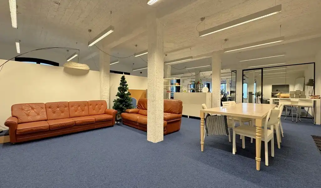 Kantoren te huur in Valkeniersnatie te Antwerpen foto 4