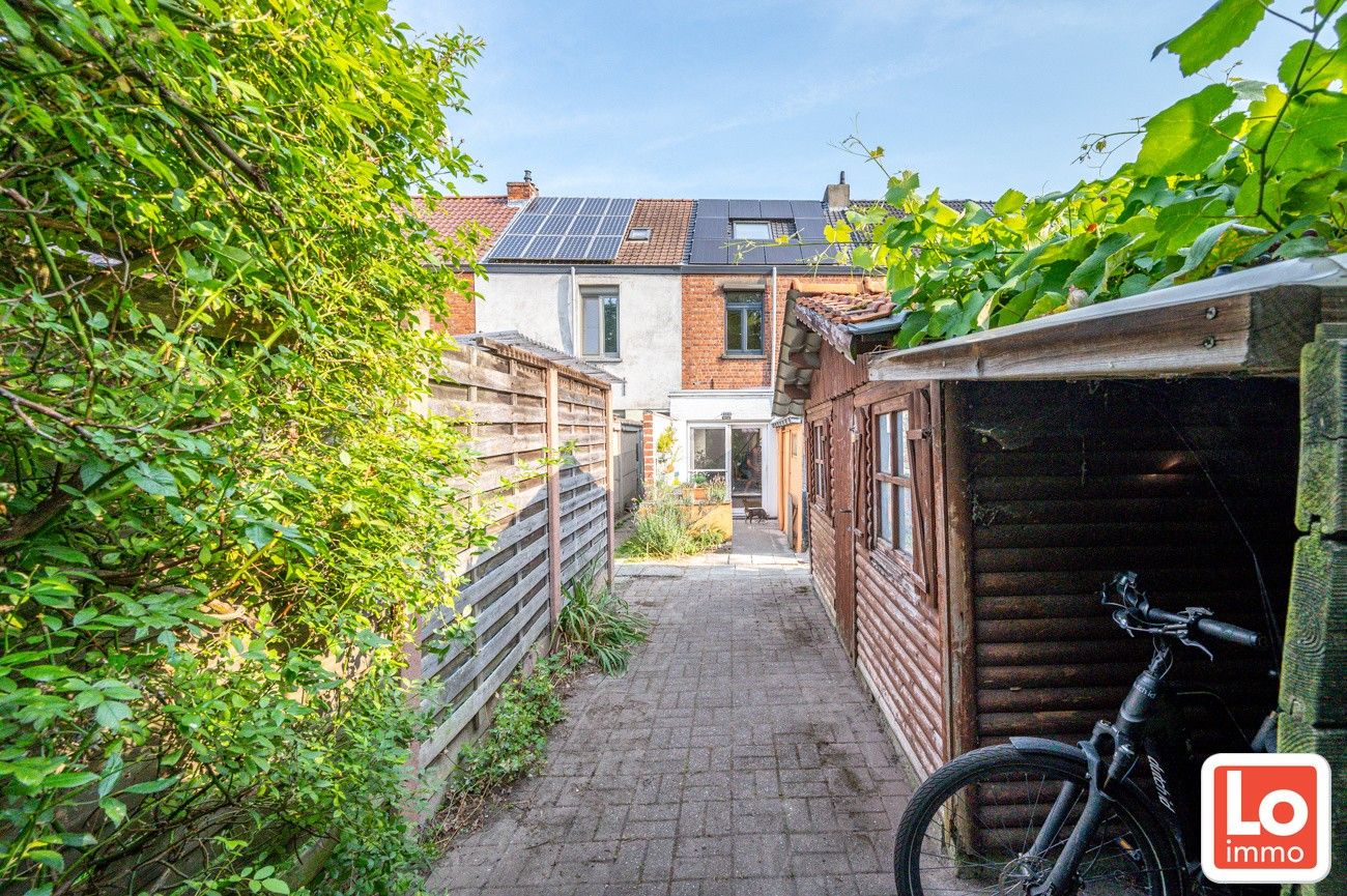 Leuke gezellige starterswoning met aangename ruime stadstuin op een goede locatie tussen Gent en Oostakker centrum! foto 15