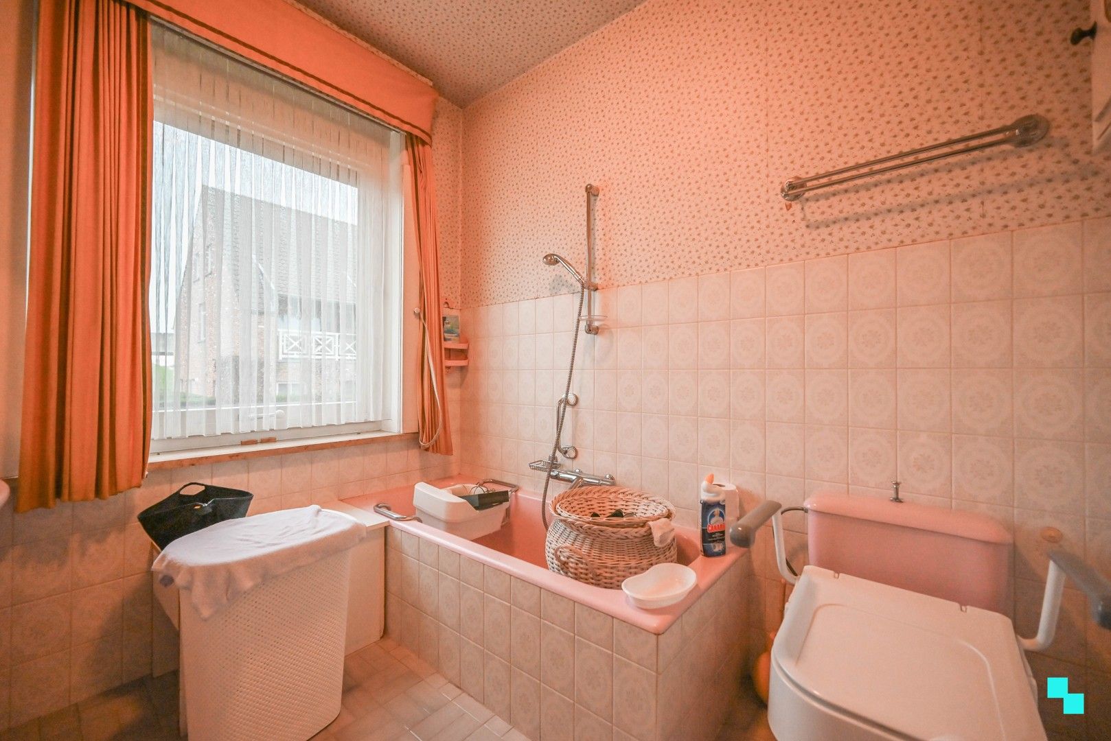 Statige gelijkvloerse villa in Waregem foto 22