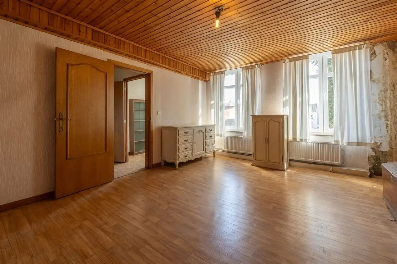 Historische woning met koetspoort op 8a41ca op markt tot tegen de Demer foto 26