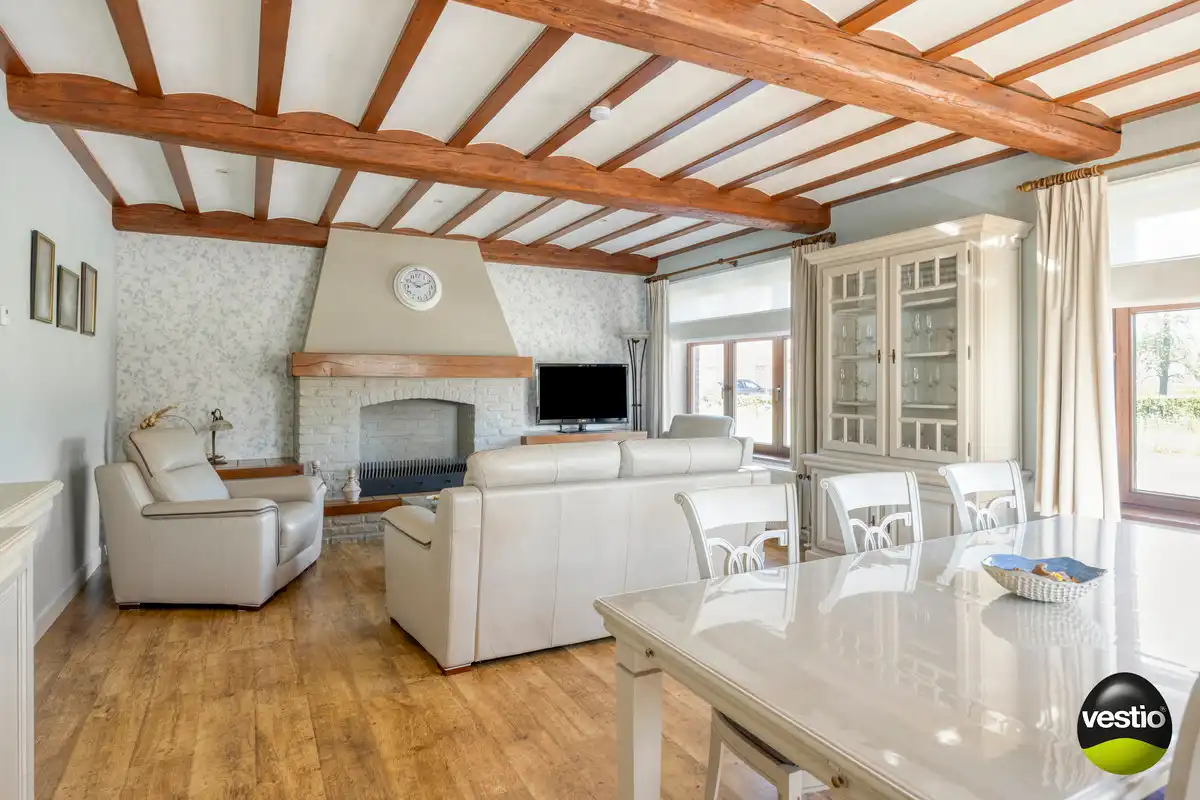 RUIME INSTAPKLARE GEZINSWONING OP 4A37CA TE MOELINGEN. foto 2