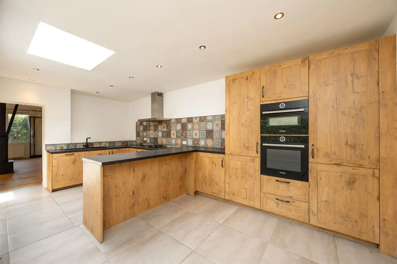 Op te frissen/te renoveren woning te Hoboken foto 8
