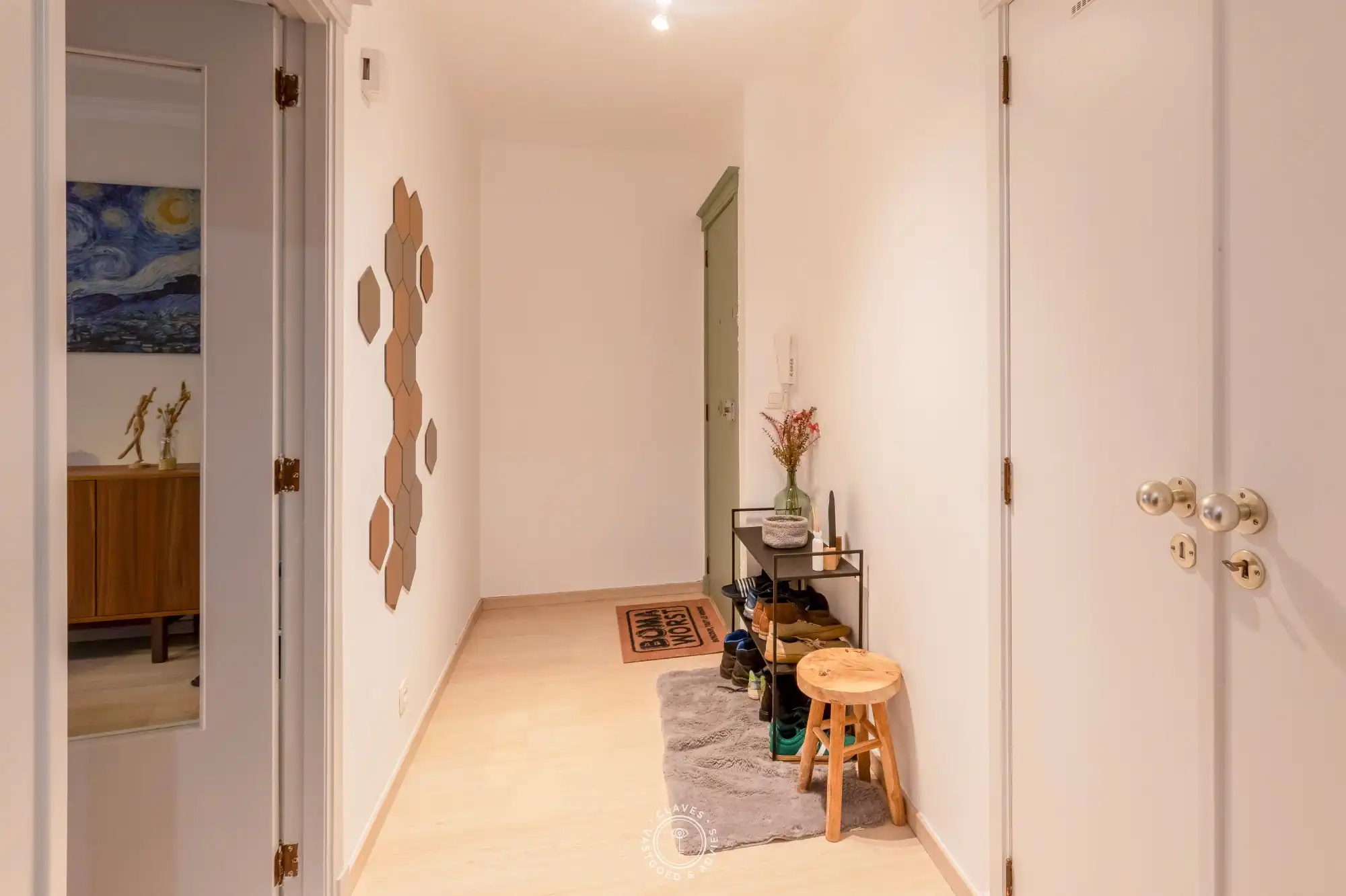 Zeer aangenaam en lichtrijk 3 slaapkamer appartement foto 12