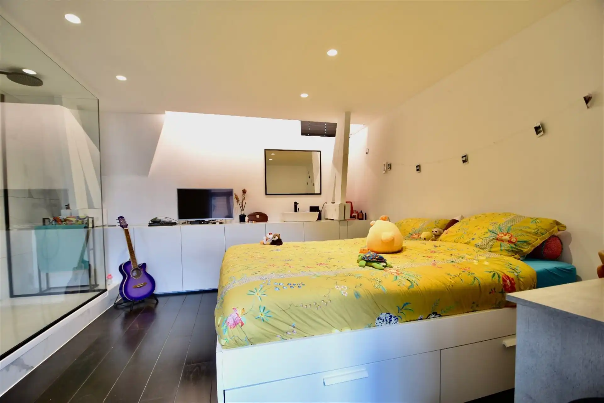 Luxueus appartement op een toplocatie in Sint-Niklaas foto 8