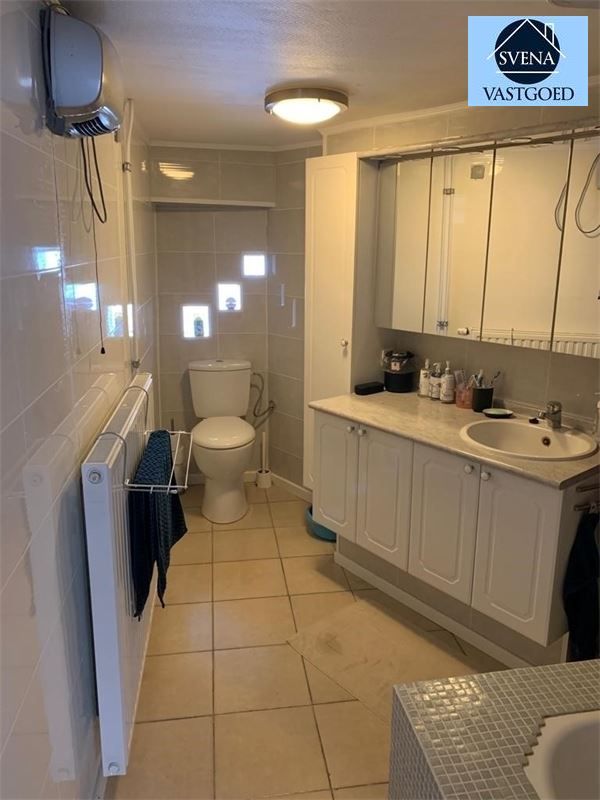 ZEER LEUKE INSTAPKLARE HOEKWONING MET TUINTJE foto 7