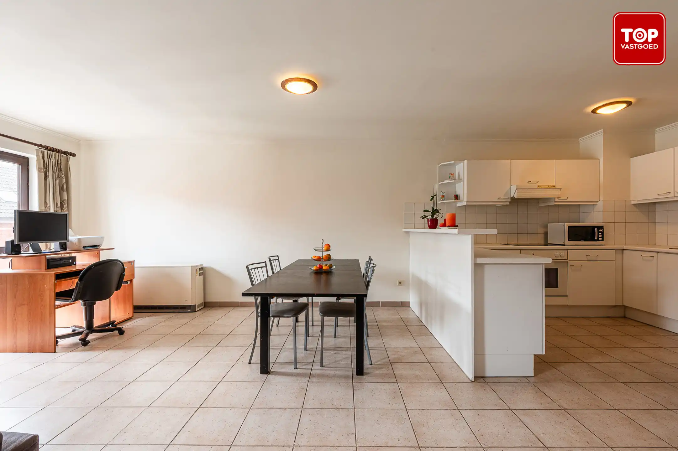 Ruim en lichtrijk 2 slaapkamerappartement in Waarschoot foto 5