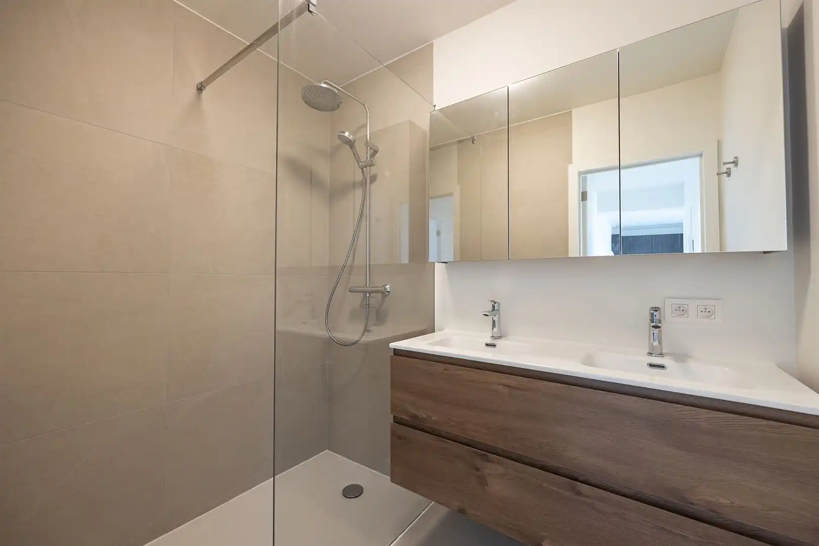 Gerenoveerd appartement vlakbij 't Zuid foto 11