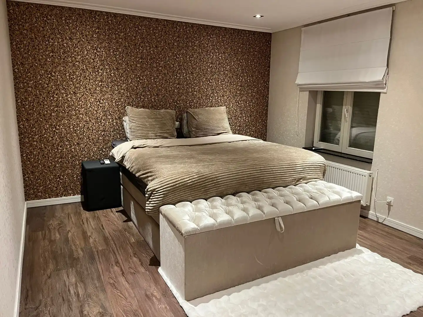 Gerenoveerd appartement met 3 slaapkamers foto 10