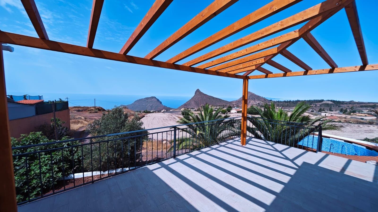 Ruime woning op toplocatie! foto {{pictureIndex}}
