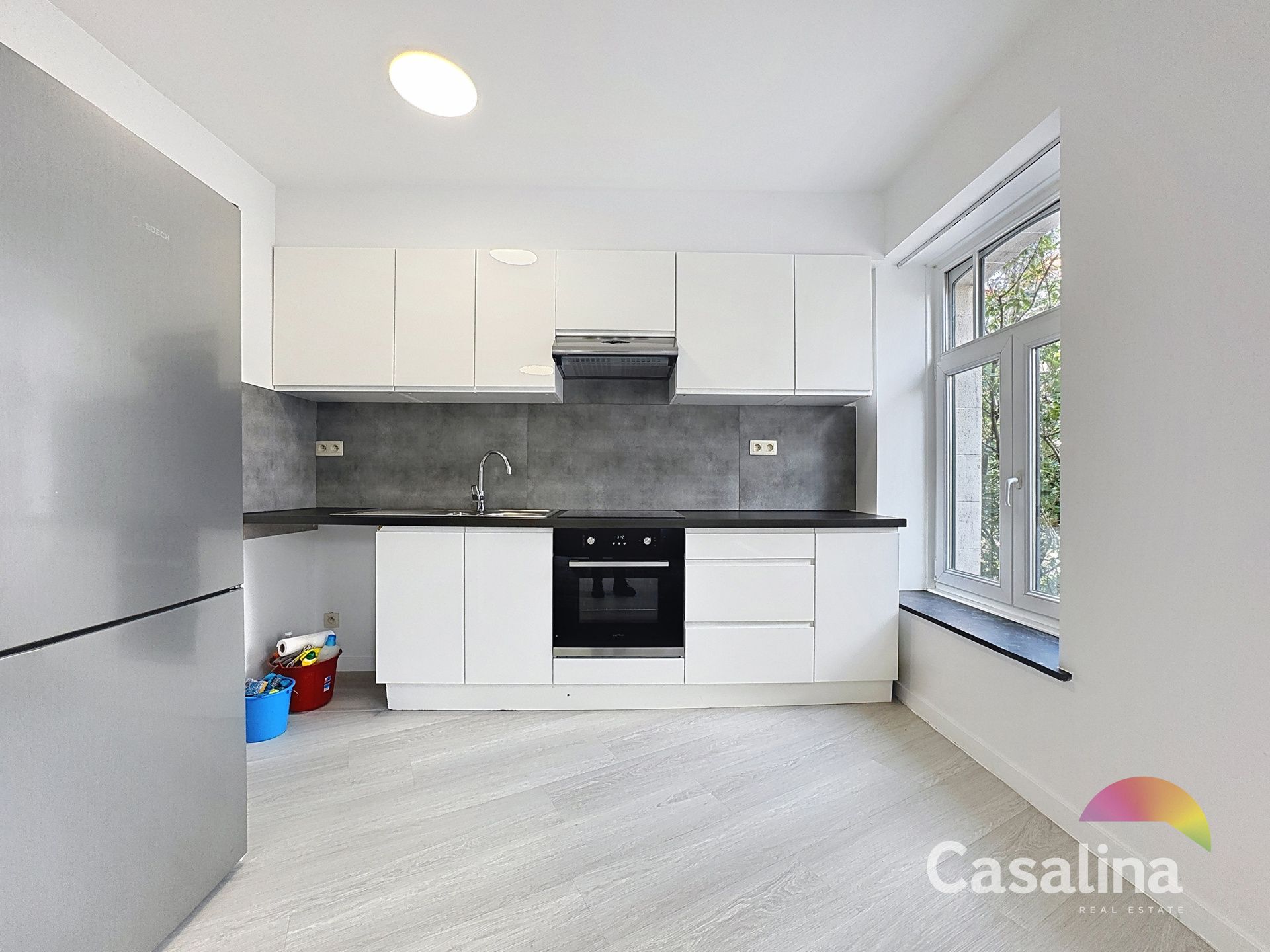 Mooi gerenoveerd 2-slaapkamer appartement te huur – Plasky foto 5