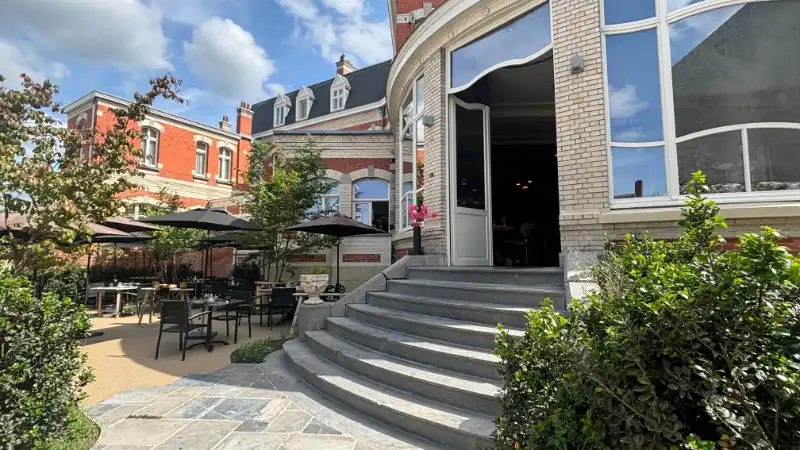 Overname gekend grillrestaurant met afzonderlijke bar en ruim terras in Brugge foto 9