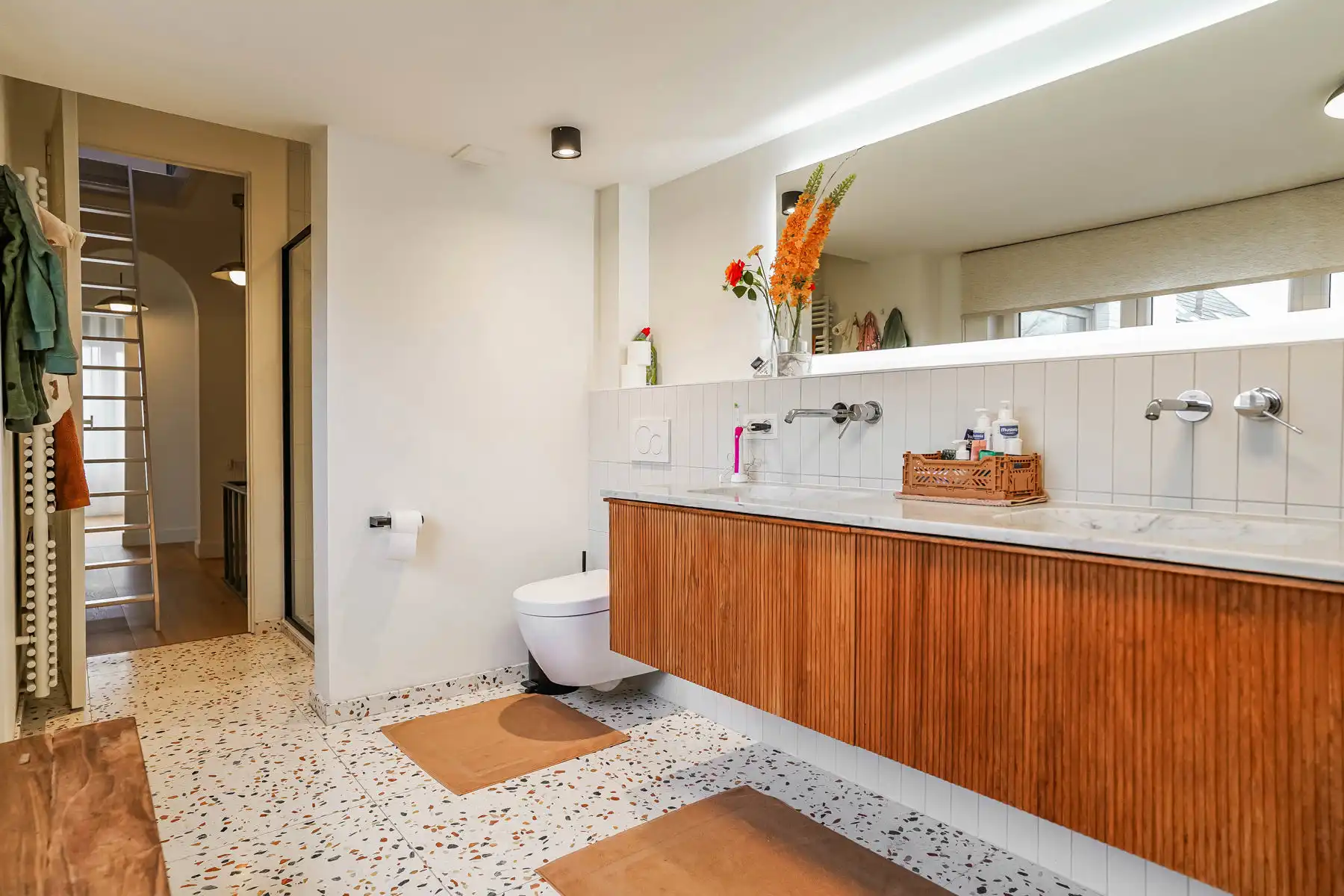 Knappe, instapklare halfopen bebouwing nabij het centrum van Breendonk foto 23