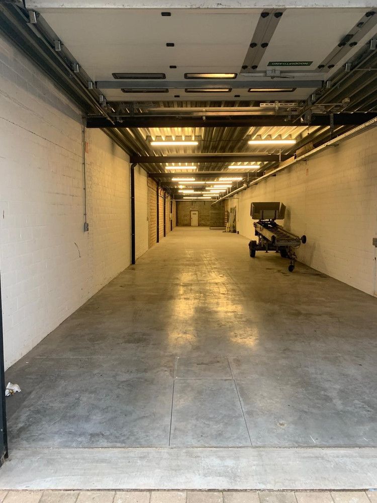 RUIM MAGAZIJN (295 m²) foto 4