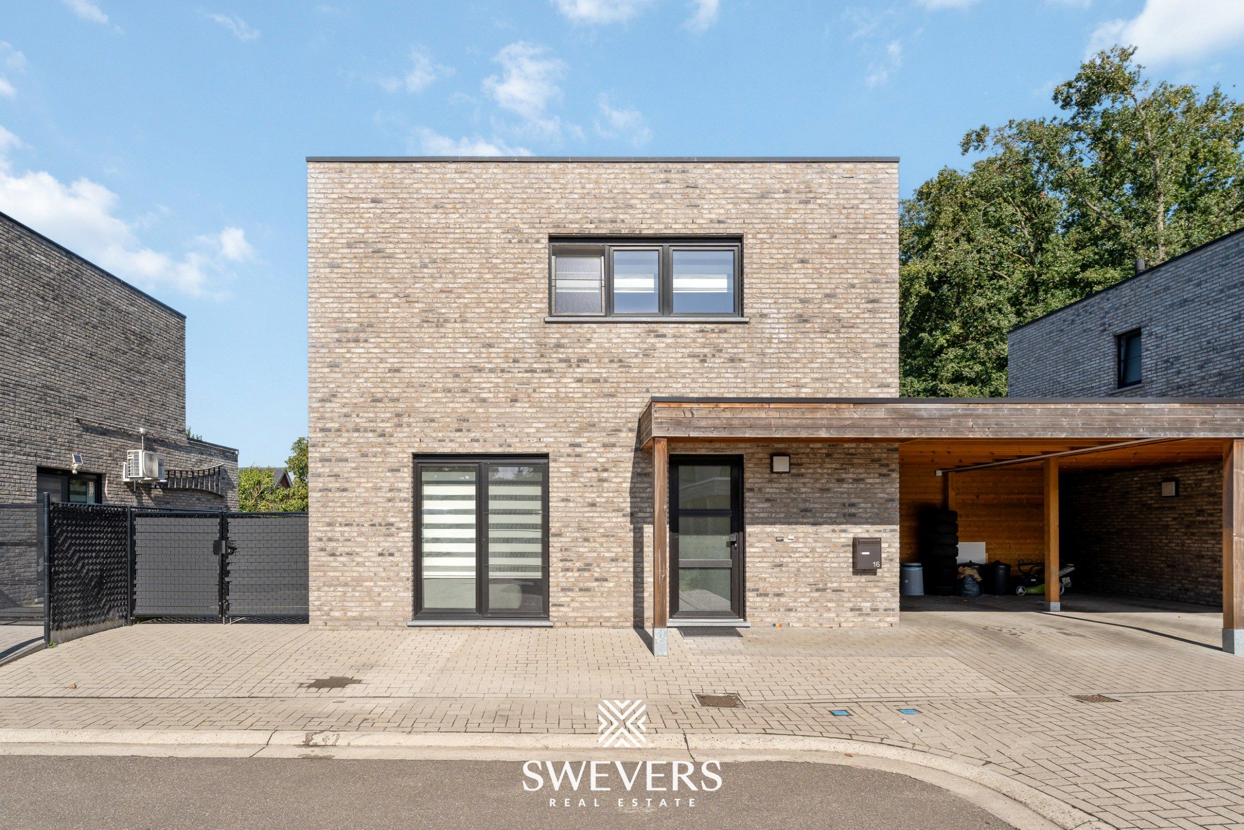Hedendaagse instapklare woning te Heusden-Zolder  foto 2