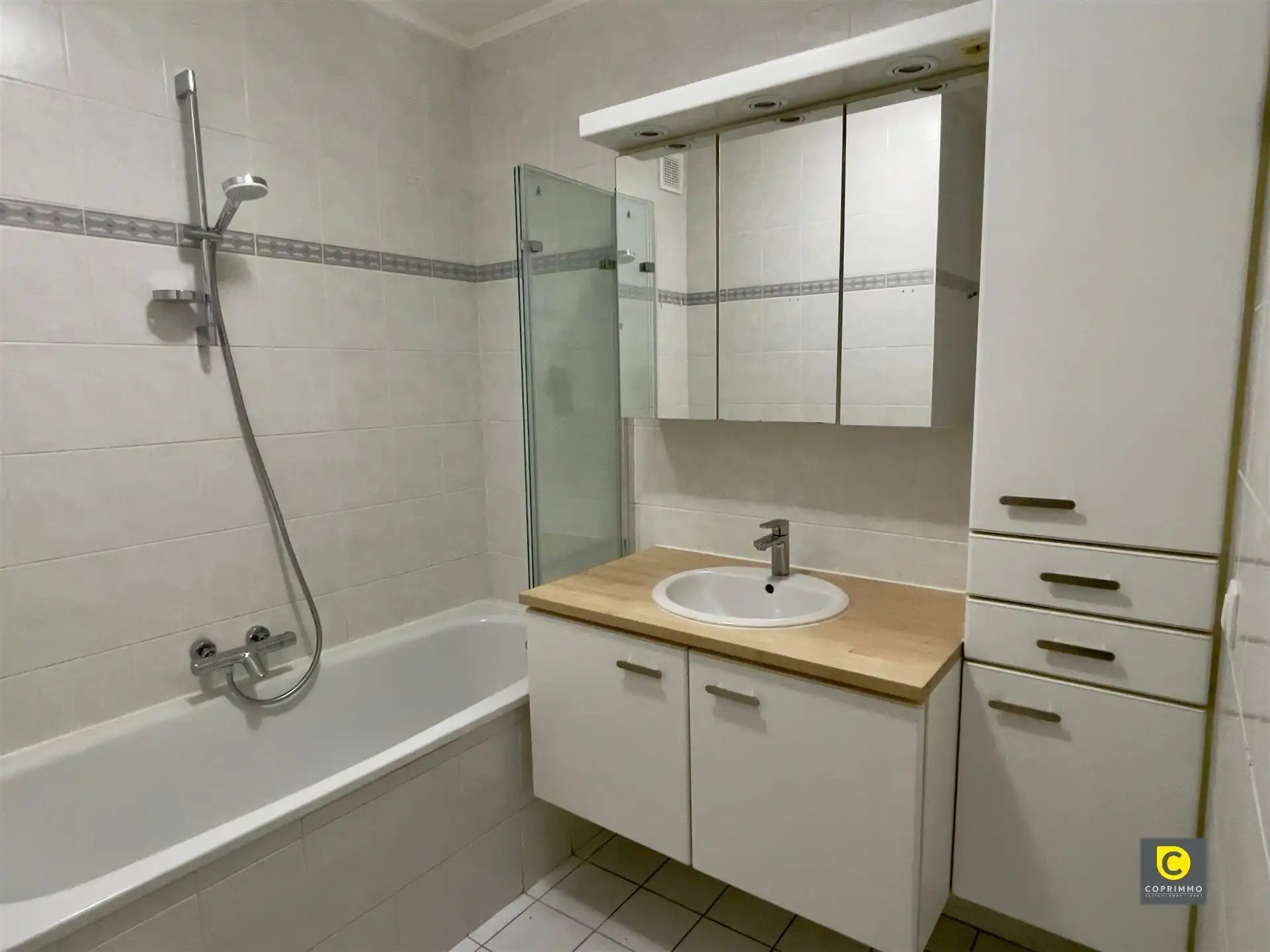 Centraal 2-slaapkamerappartement in Antwerpen foto 4