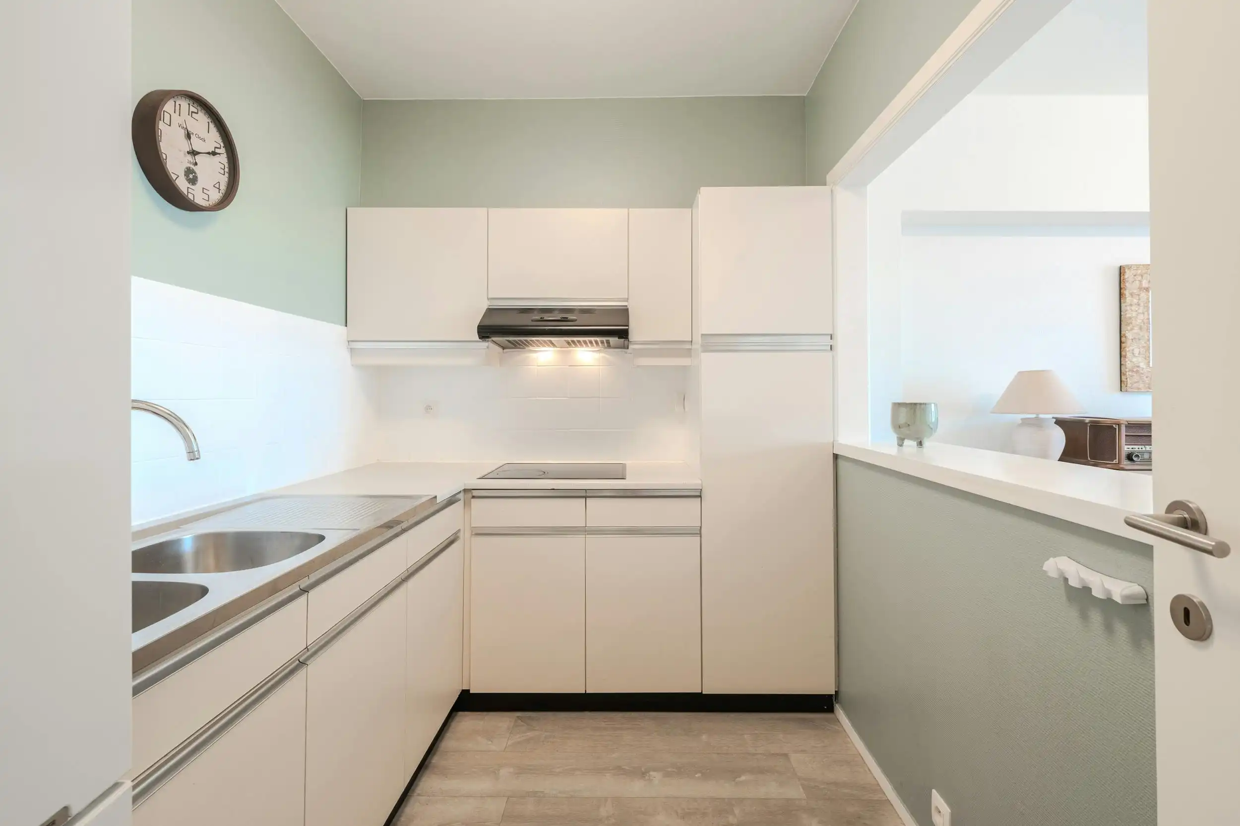 Gerenoveerd appartement vlakbij de Zeedijk te Middelkerke! foto 7