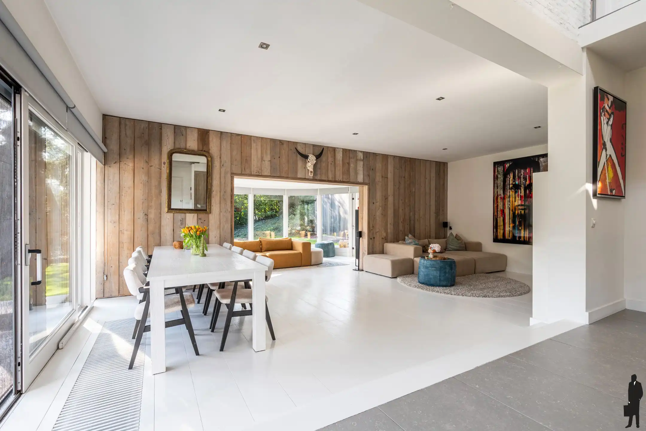 In de Meerse bergen treffen we op een ruim perceel van ca. 2.735m² deze knappe, lichtrijke villa foto 11