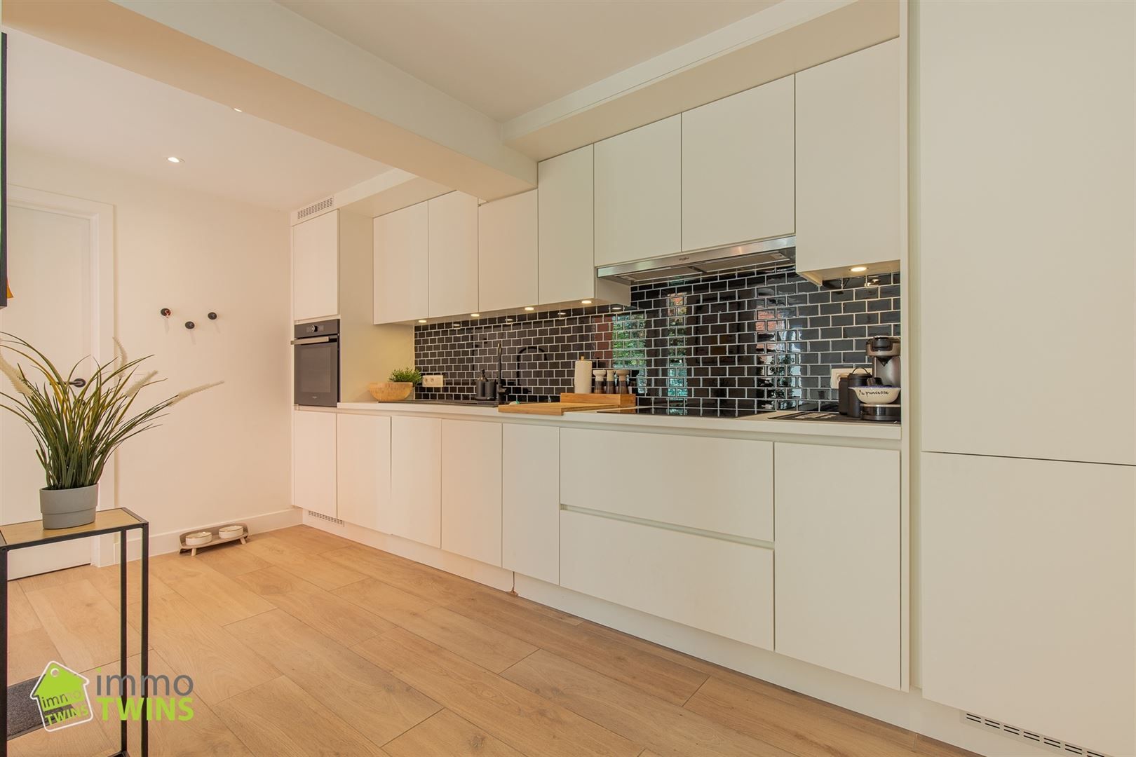 Instapklare gerenoveerde woning op wandelafstand van hartje Dendermonde foto 4