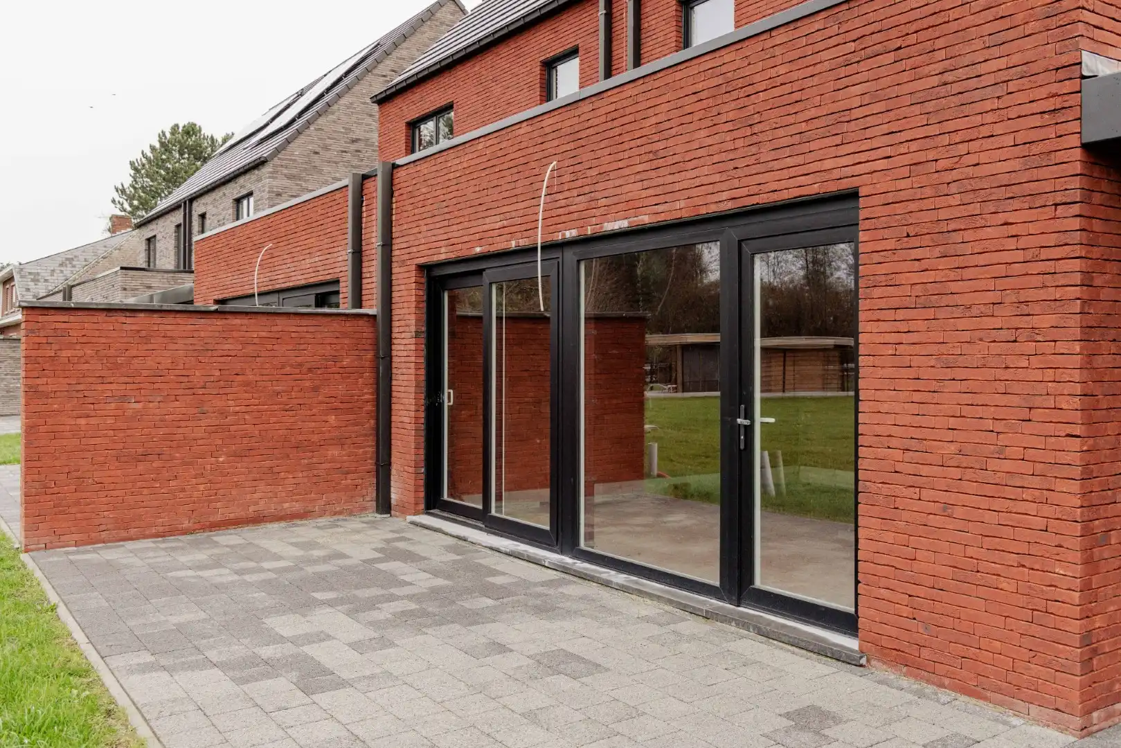 Energiezuinige halfopen bebouwing met prachtig zicht foto 3