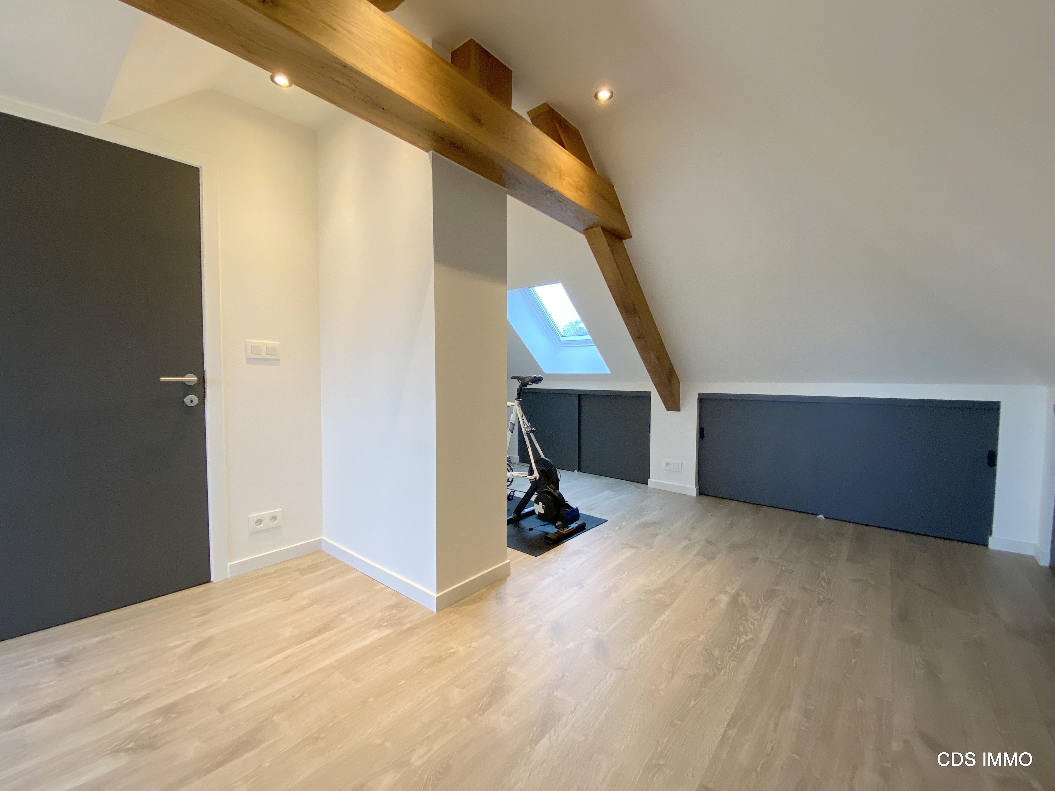 Instapklare woning met tuin en garage foto 21