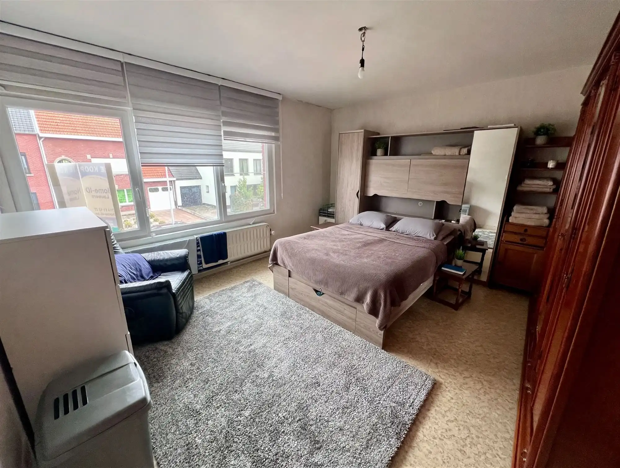 Huis met 5 slpks, 2 badk, dubbele oprit en tuin op 250 m² foto 15