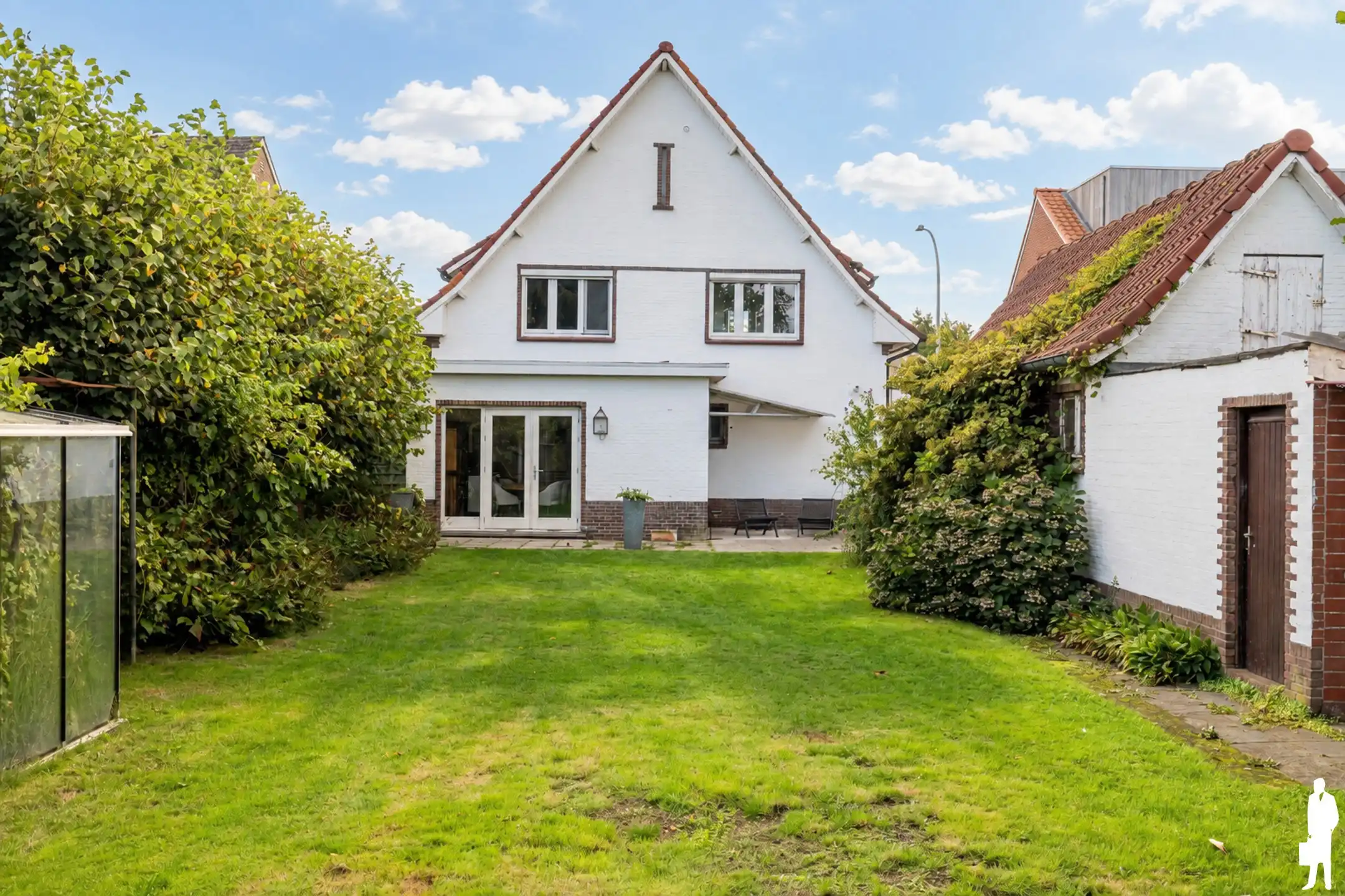 Unieke, lichtrijke woning met 4 slpk. en natuurtuin op 799m² foto 2