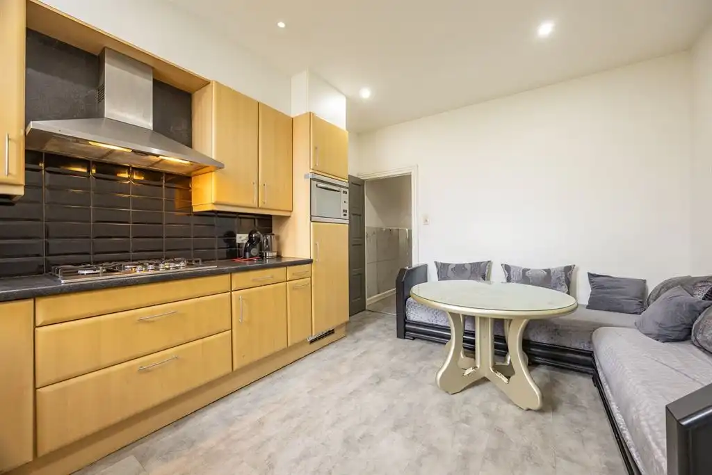 Riante te renoveren woning  foto 6