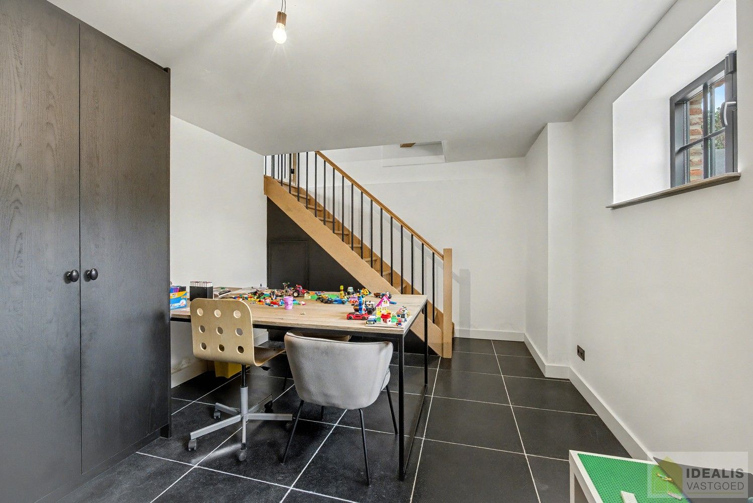 IDEALIS VASTGOED - BIJZONDERE EN HOOGWAARDIG AFGEWERKTE VILLA OP GEGEERDE LOCATIE foto 33