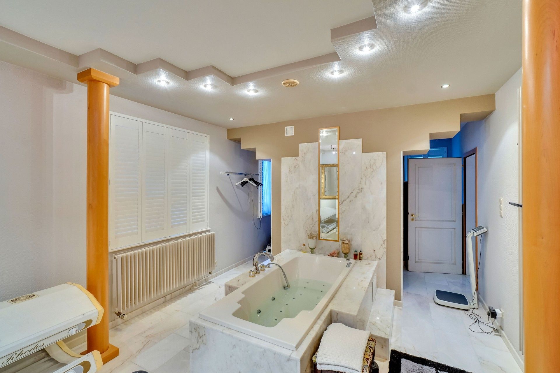 EXCLUSIEVE VILLA IN DOODLOPENDE STRAAT foto 33