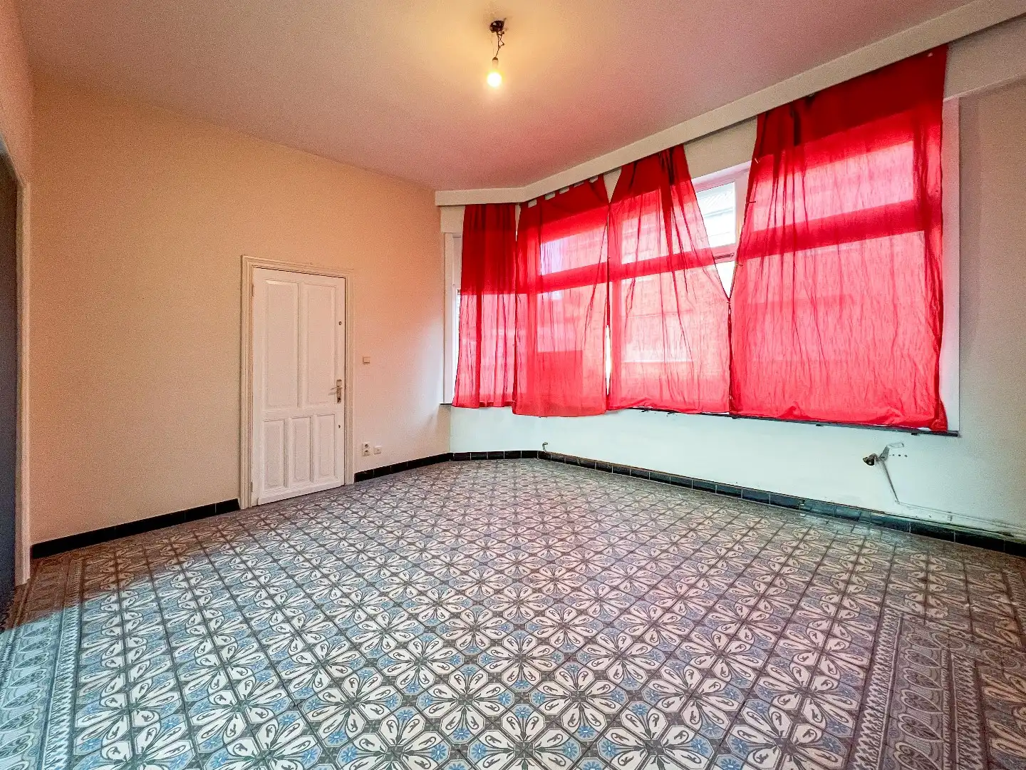 Opbrengsteigendom met 2 appartementen foto 4