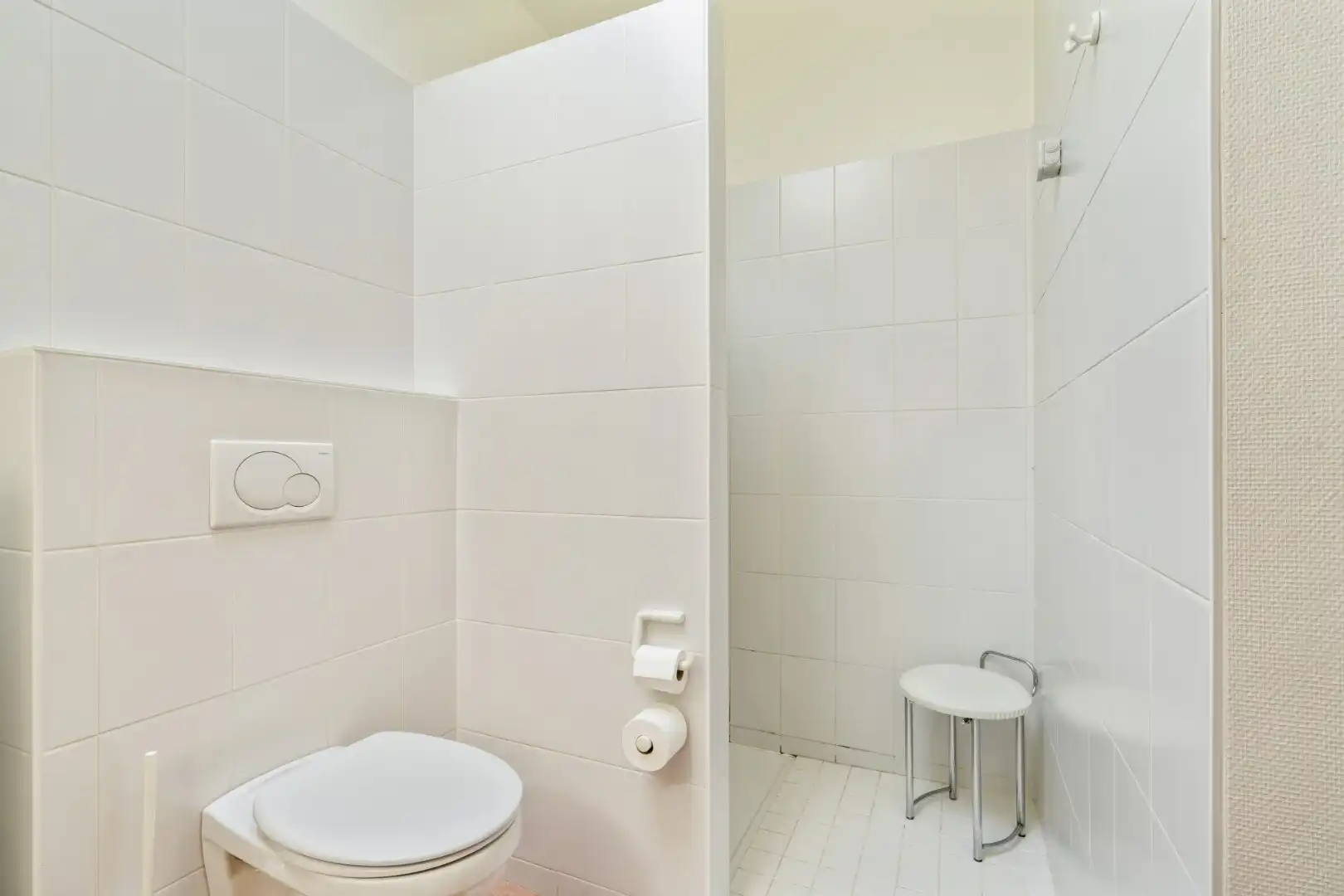 handelspand en vrij café 'Hotel Elckerlyck' met 6 kamers foto 19