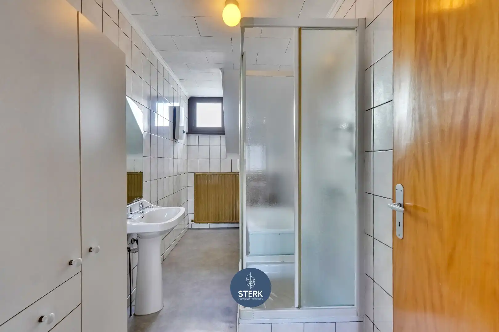 GEZINSWONING MET VEEL POTENTIEEL OP EEN GELIEFDE LOCATIE TE NEERHAREN !  foto 14