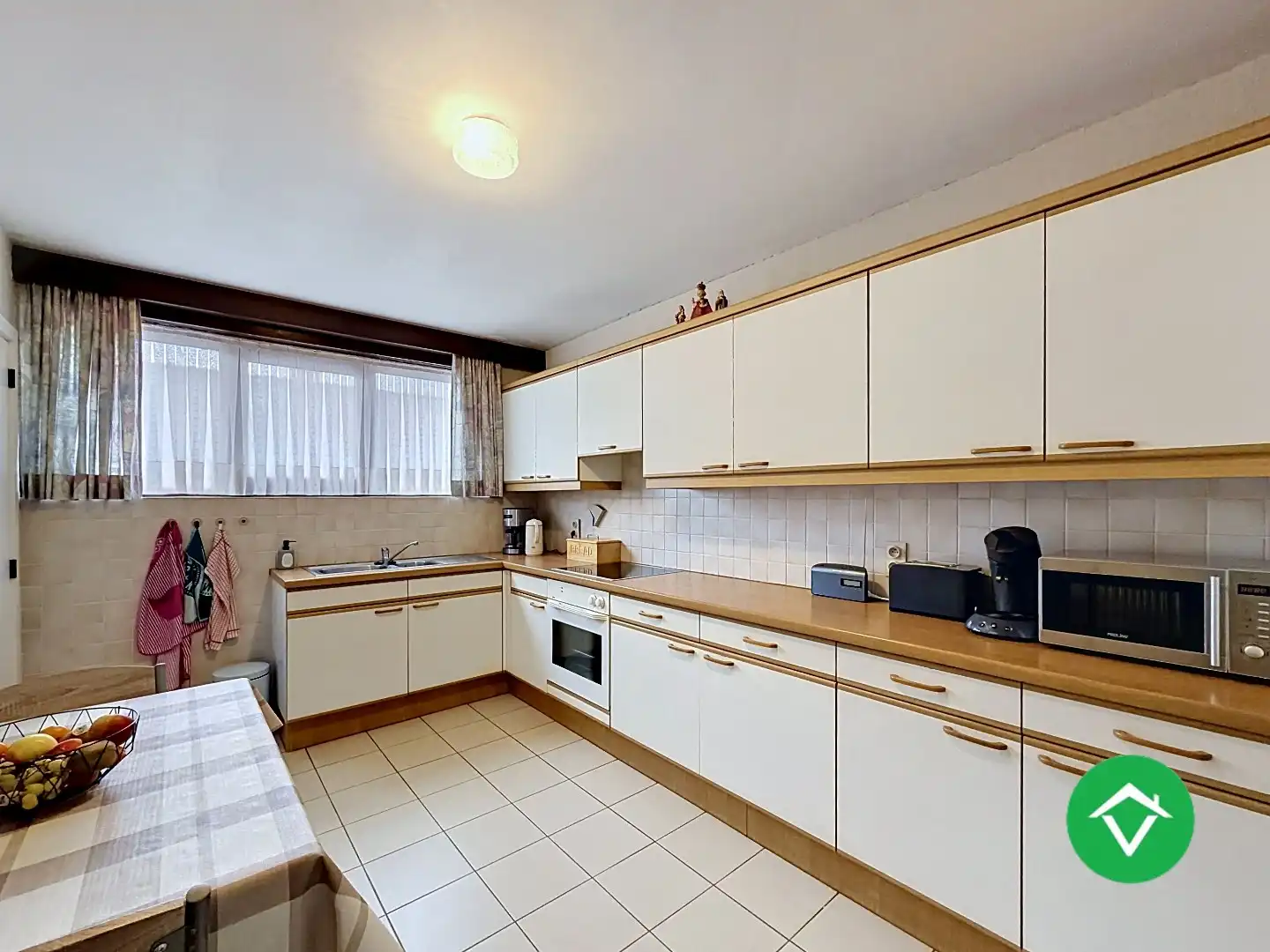 Duplex appartement met 2 slaapkamers groot terras en garage te Handzame foto 8