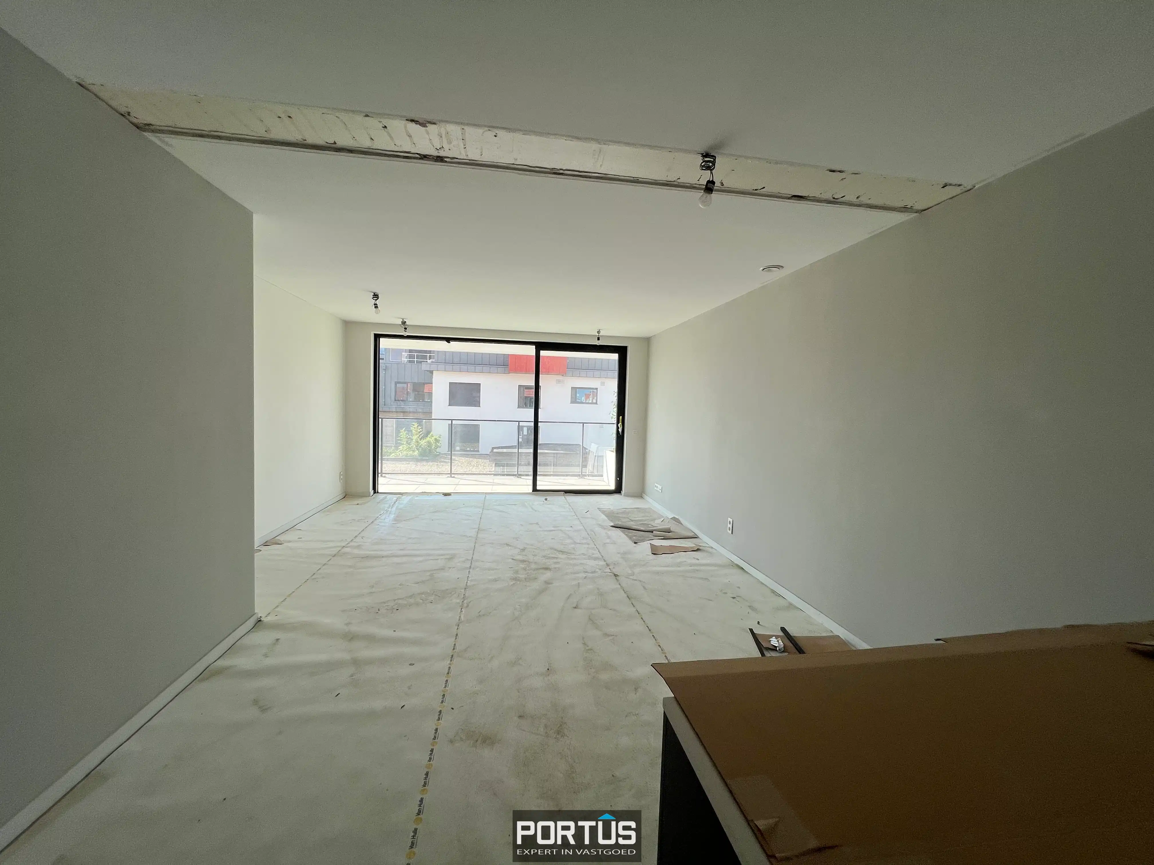 Instapklaar nieuwbouwappartement te koop met 1 slaapkamer in Residentie Portanic te Nieuwpoort foto 3