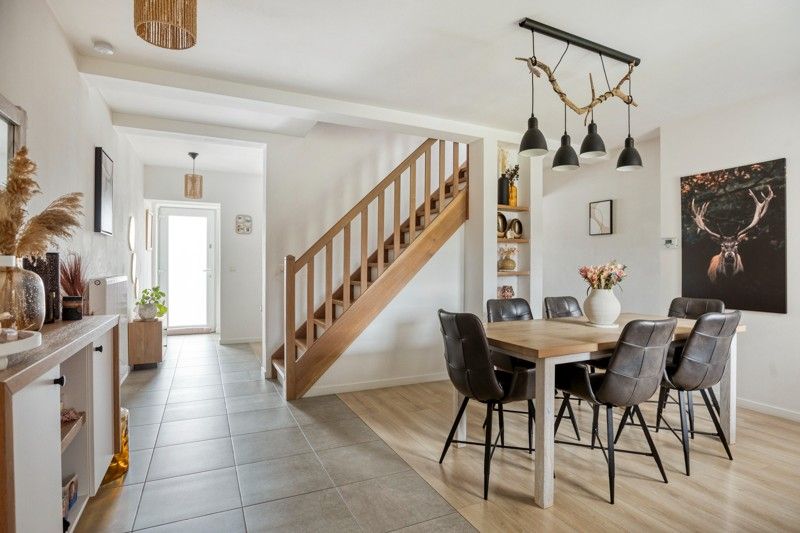 Instapklare halfopen woning met grote tuin en 3 slaapkamers TE KOOP in Meulebeke! foto 5