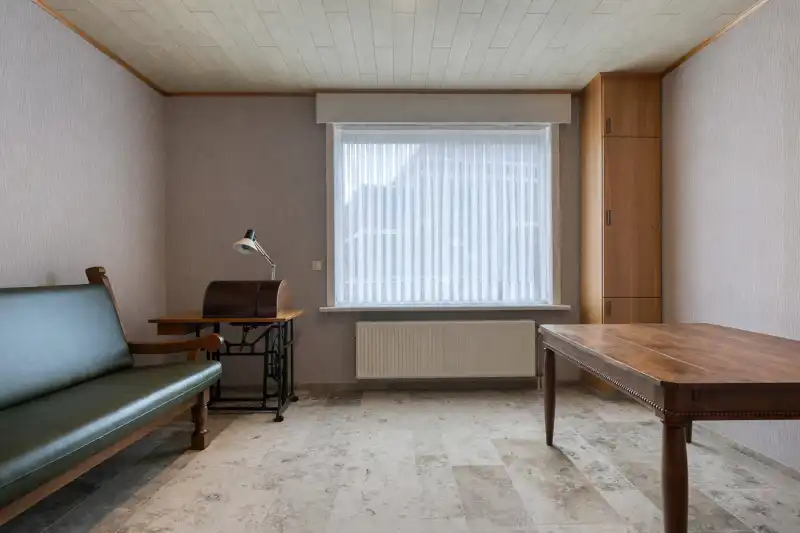 Wonen op het dorpsplein, met veel ruimte. foto 4