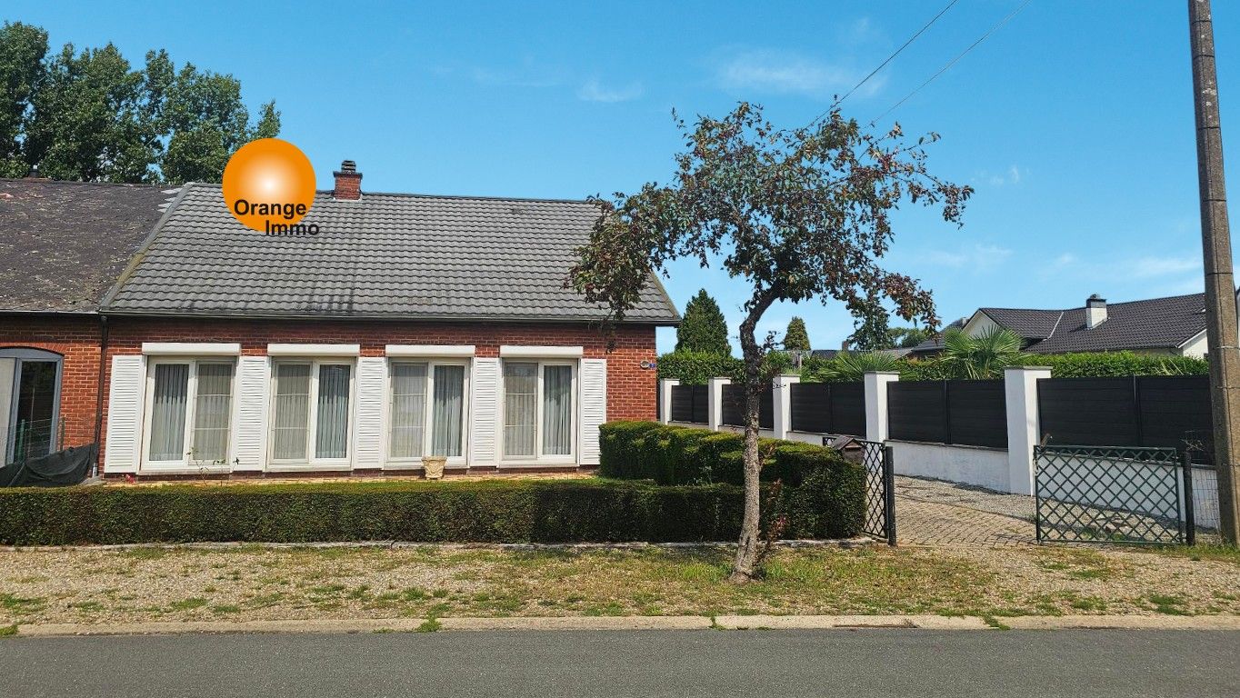 Hoofdfoto van de publicatie: Bungalow met 3 slaapkamers, rustig gelegen met een grote tuin.