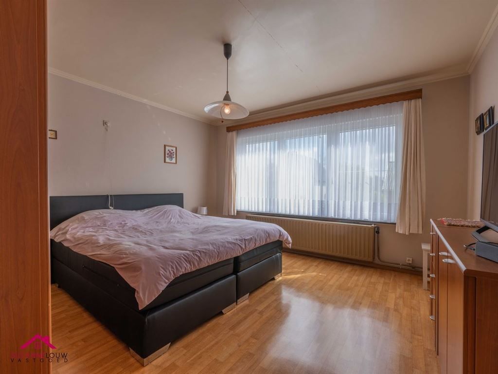 Zeer goed onderhouden splitlevel woning foto 25