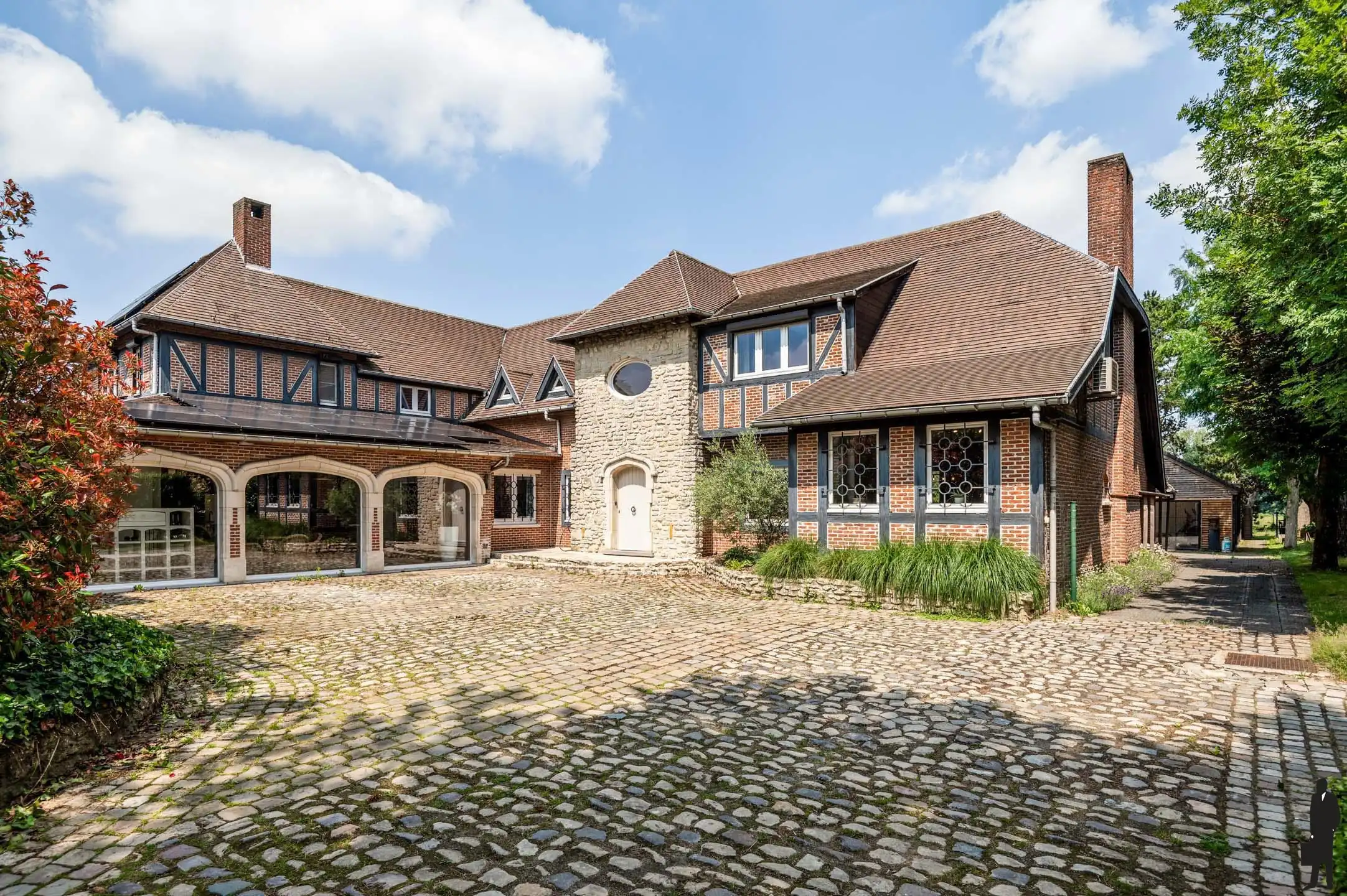 Exclusieve villa met zwembad en professionele ruimte foto 5
