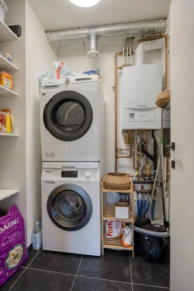 Ruim en energiezuinig duplex appartement met veel lichtinval, gelegen op wandelafstand van het Station Gent-Dampoort. foto 8