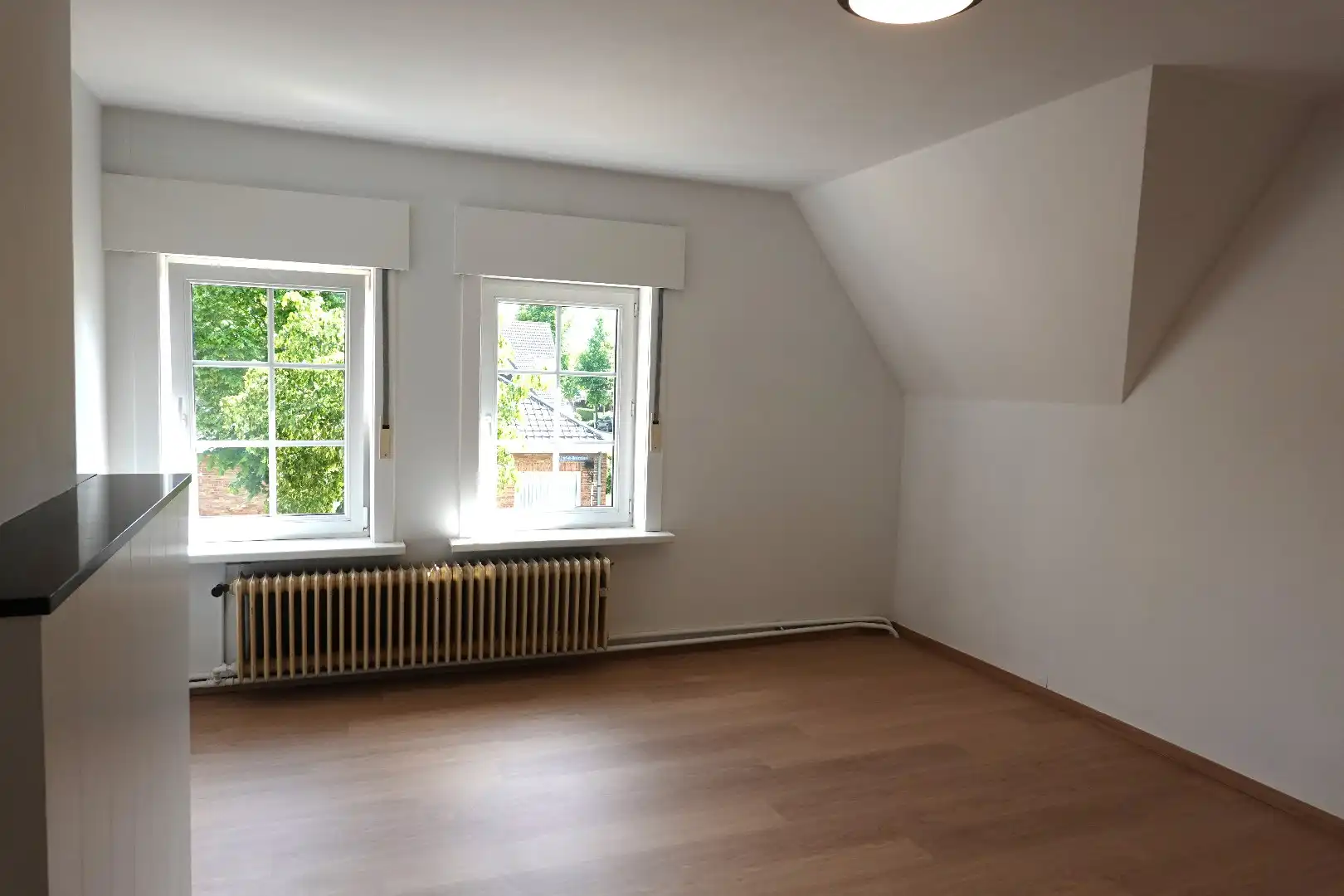 Te huur: ruime woning met 5 slaapkamers, tuin en garage foto 4