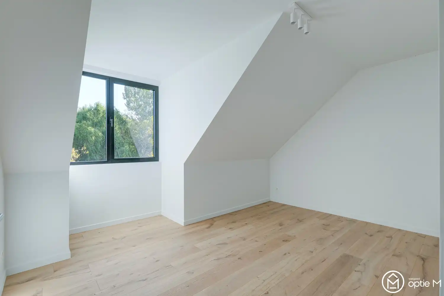 Een prachtige en energiezuinige nieuwbouwwoning op een toplocatie in Hasselt foto 33