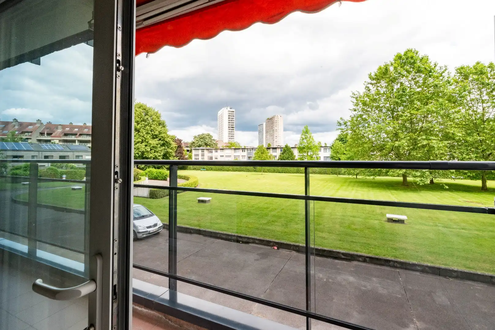 Rustig gelegen 2-slaapkamer appartement met 2 terrassen!    foto 13