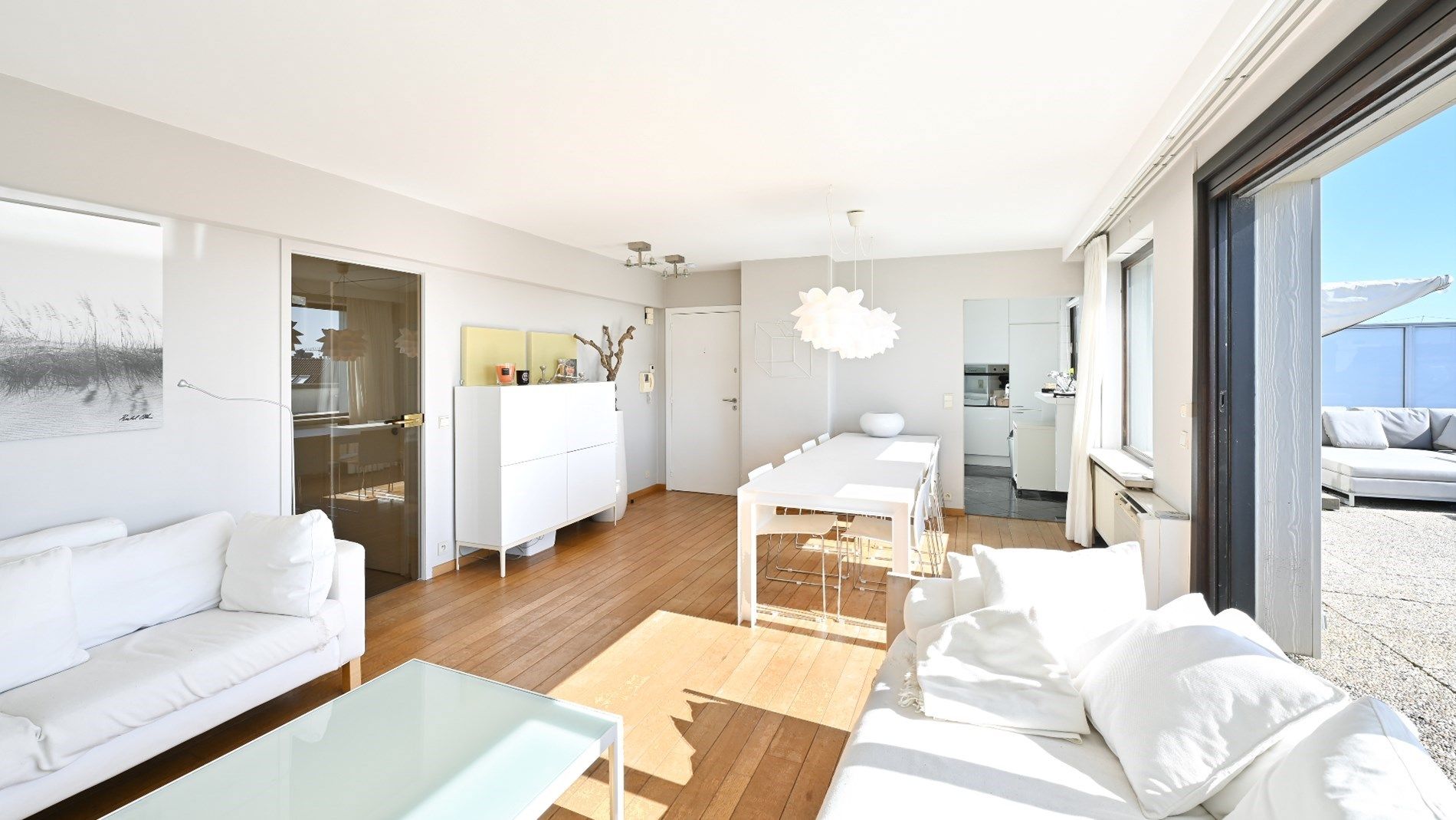 Ongemeubelde penthouse met groot zonneterras met panoramisch zicht over de villa's.  foto 7