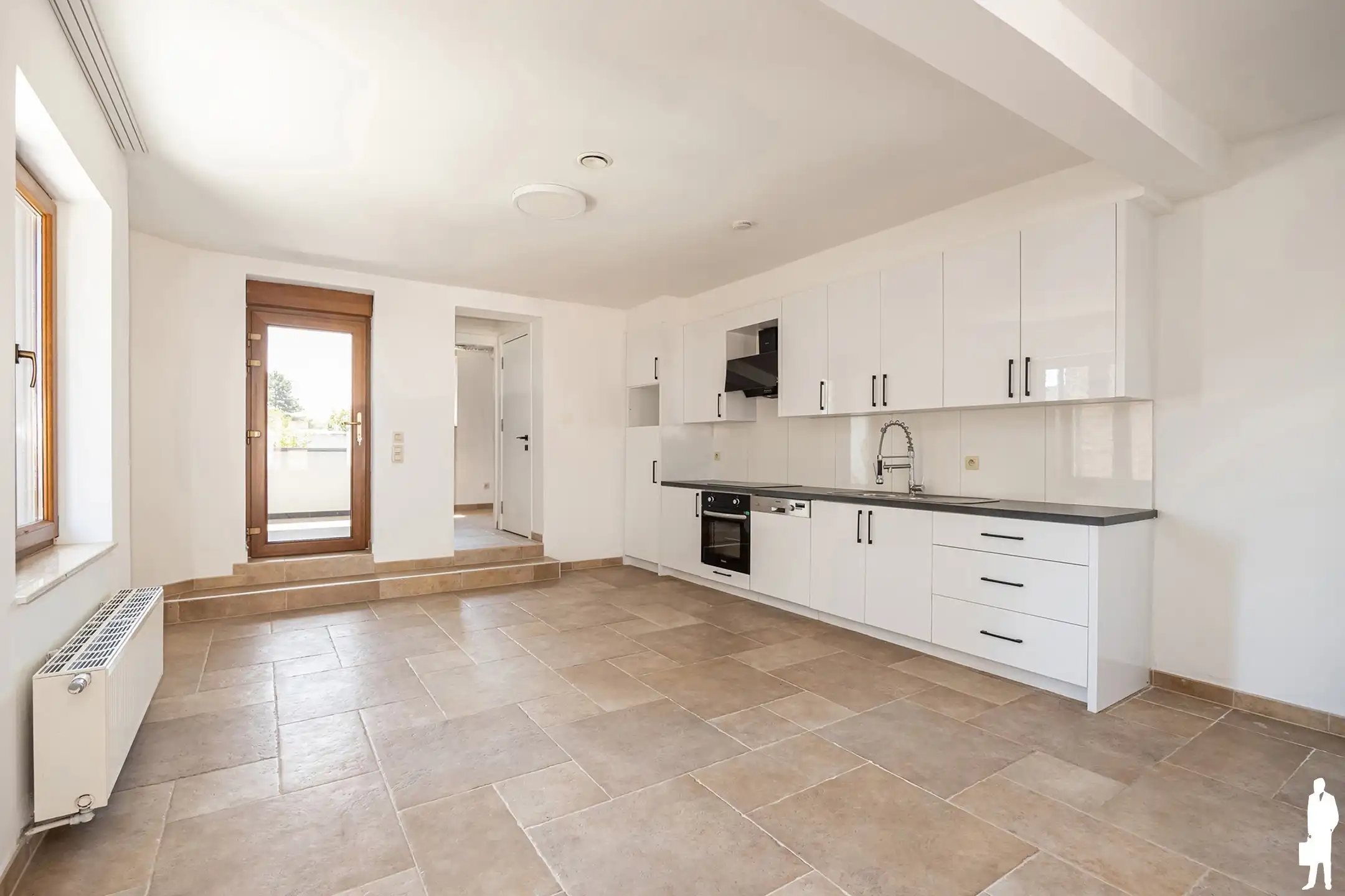Duplexappartement met 3 slpk, terras en staanplaats foto 6
