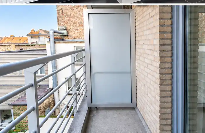 Appartement met twee slaapkamers op 100 meters van de markt te Blankenberge. In een gebouw met lift. foto 9