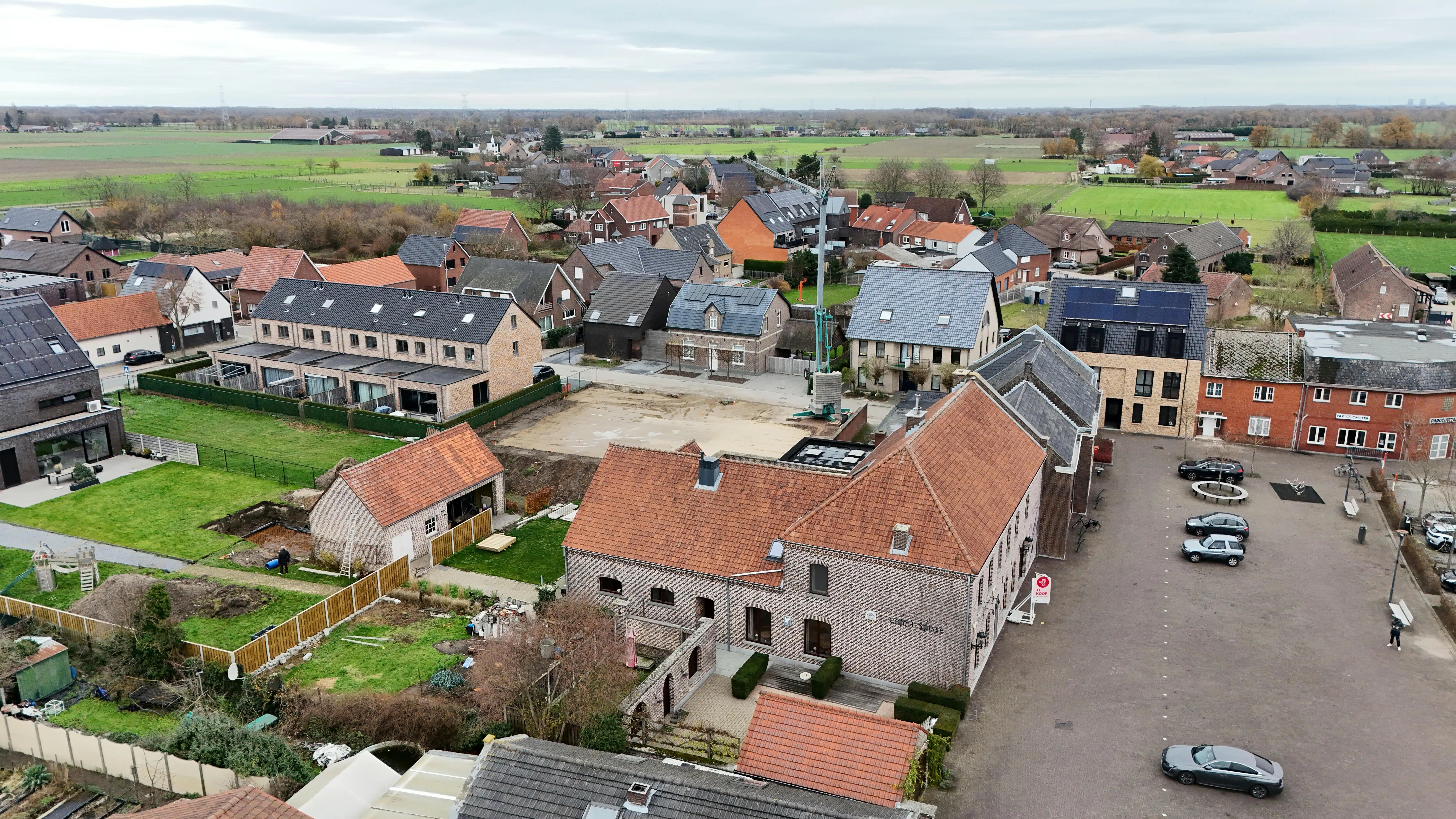 Handelshuis met café en feestzaal + bouwgrond te koop in Tongerlo  foto 38