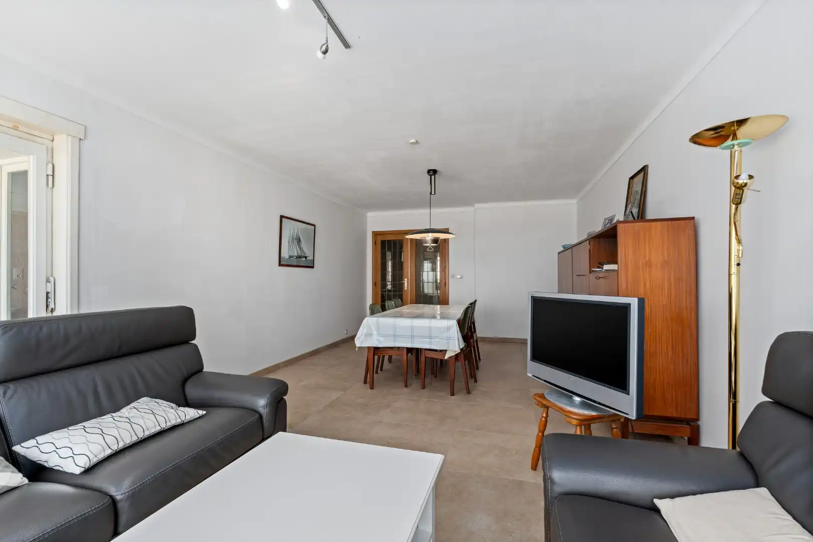 Ruim appartement met panoramisch zeezicht op de Zeedijk Albertstrand foto 2